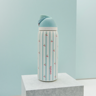 Owala FreeSip Insulated Stainless Steel Water Bottle with Straw for Sports, Travel, and School BPA-Free Sports Water Bottle, 32 oz