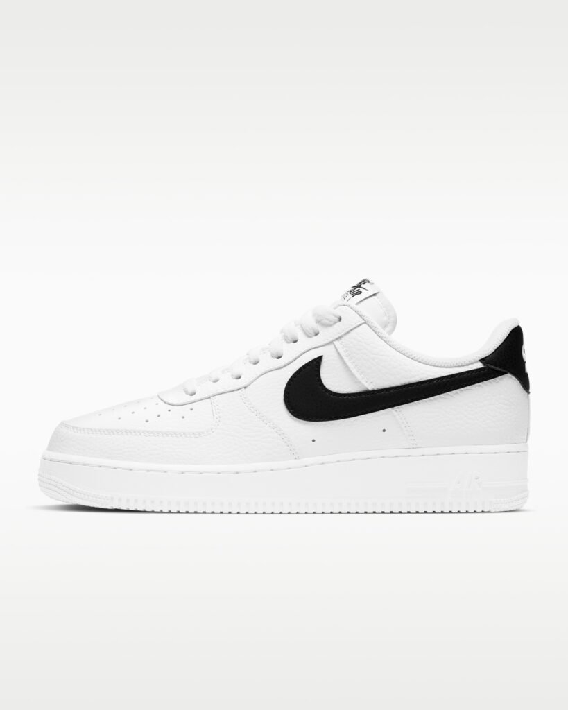 Nike Air Force 1 LE